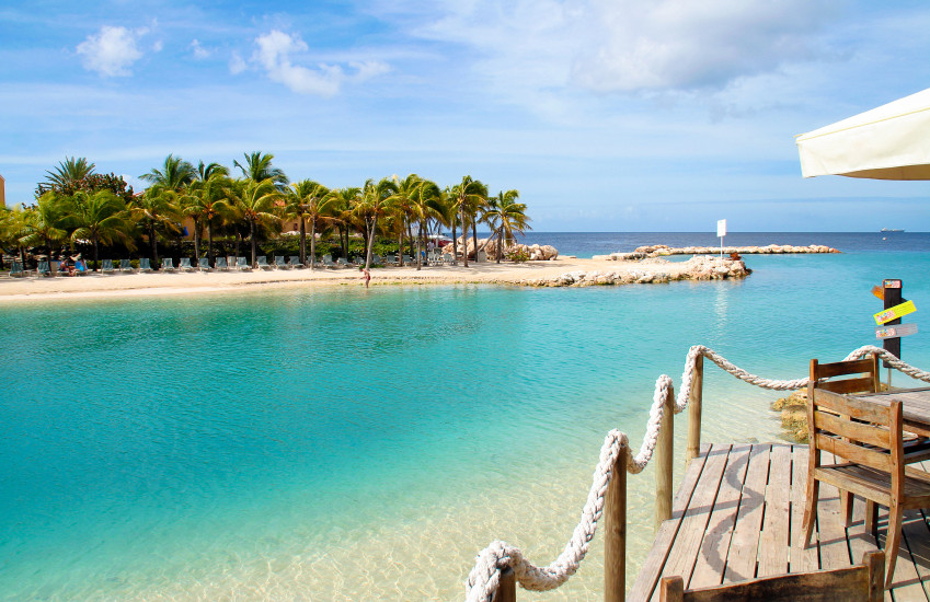Curacao — Traumurlaub auf Curacao — z.B. 14 Tage Halbpension im Livingstone Jan Thiel Beach Resort mit 100% Weiterempfehlungsrate schon ab 2642€ buchen