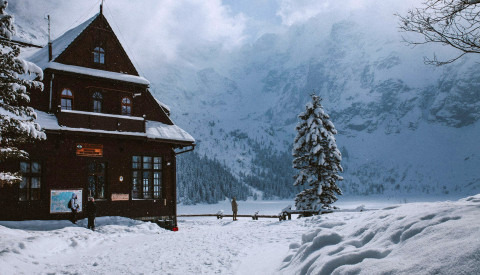 Winterurlaub für Sparfüchse: 5 Reiseziele, die den Geldbeutel schonen